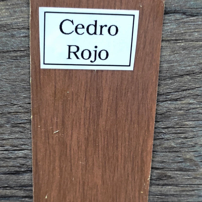 Junquillo 18mm Laminado 2.4mts